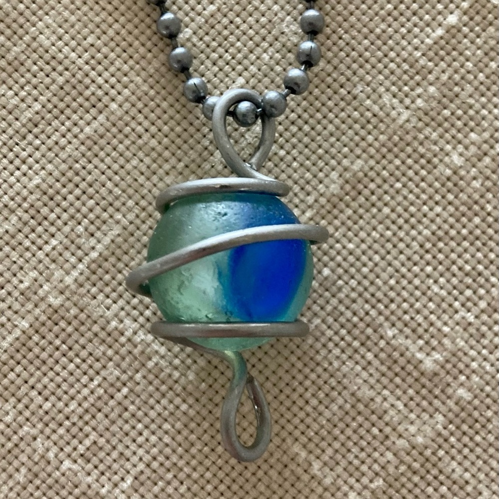 Wire Wrapped Vintage Frosted Glass Marble
